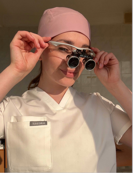 На сайт Белый топ Шапочка